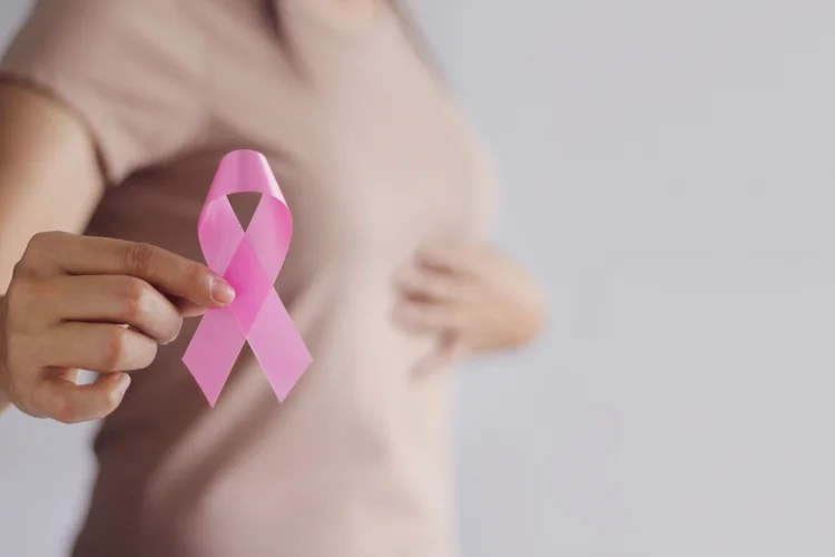 ATA Medical provides screenings for breast and cervical health, including physical examinations, mammograms, Pap smears, HPV testing, and vaccination.