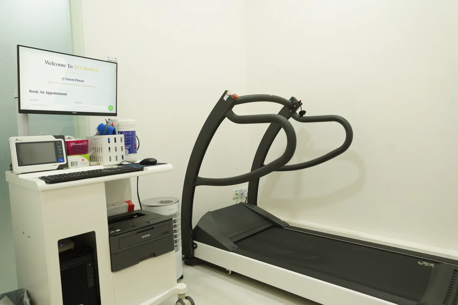 Treadmill machine with electrocardiogram (ECG) equipment for conducting Treadmill Stress Test (TMX)